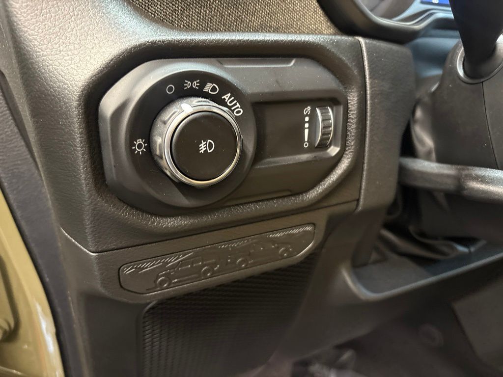 Thumbnail: 2026 Jeep Wrangler - 23