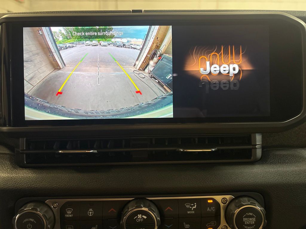 Thumbnail: 2026 Jeep Wrangler - 30