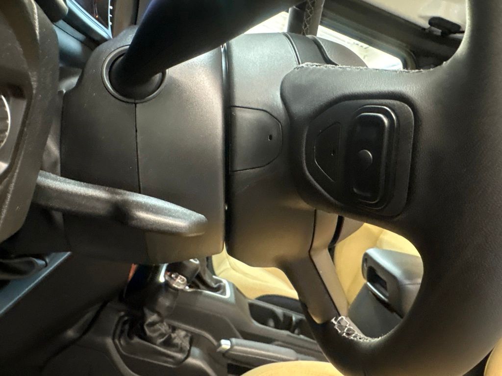 Thumbnail: 2026 Jeep Wrangler - 15