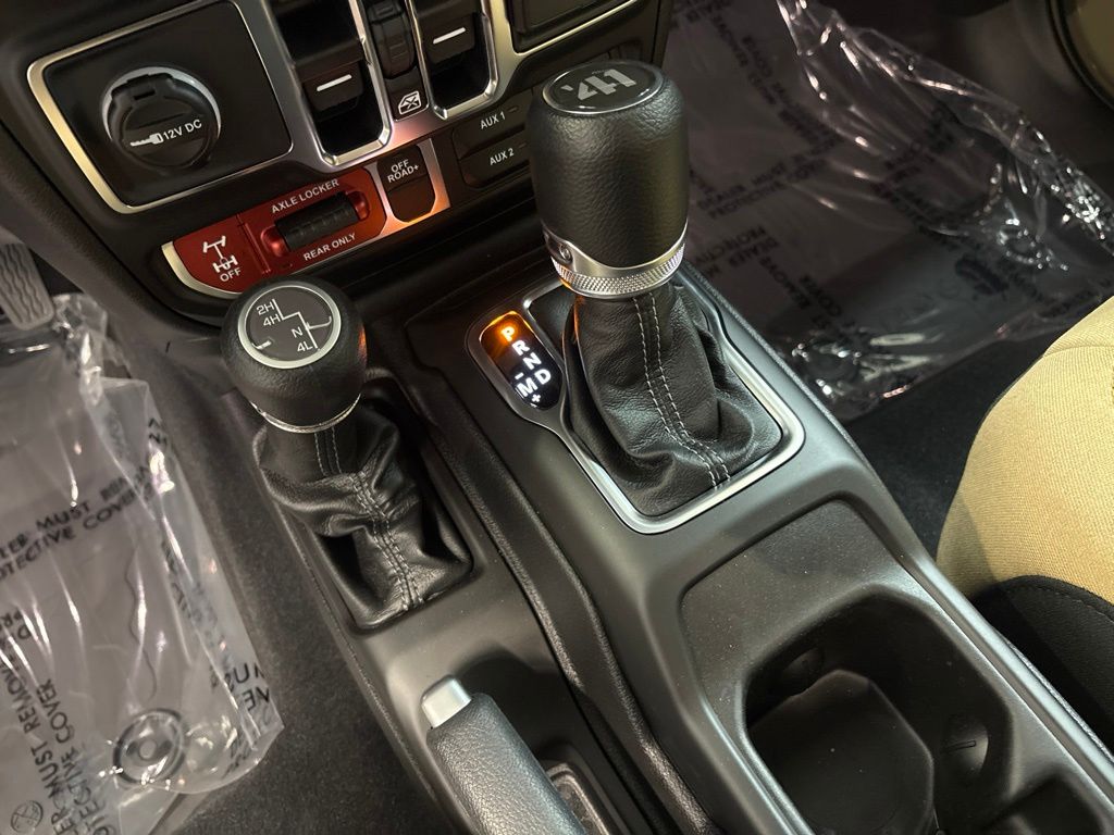 Thumbnail: 2026 Jeep Wrangler - 27
