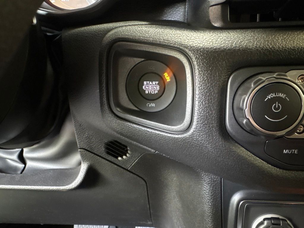 Thumbnail: 2026 Jeep Wrangler - 25