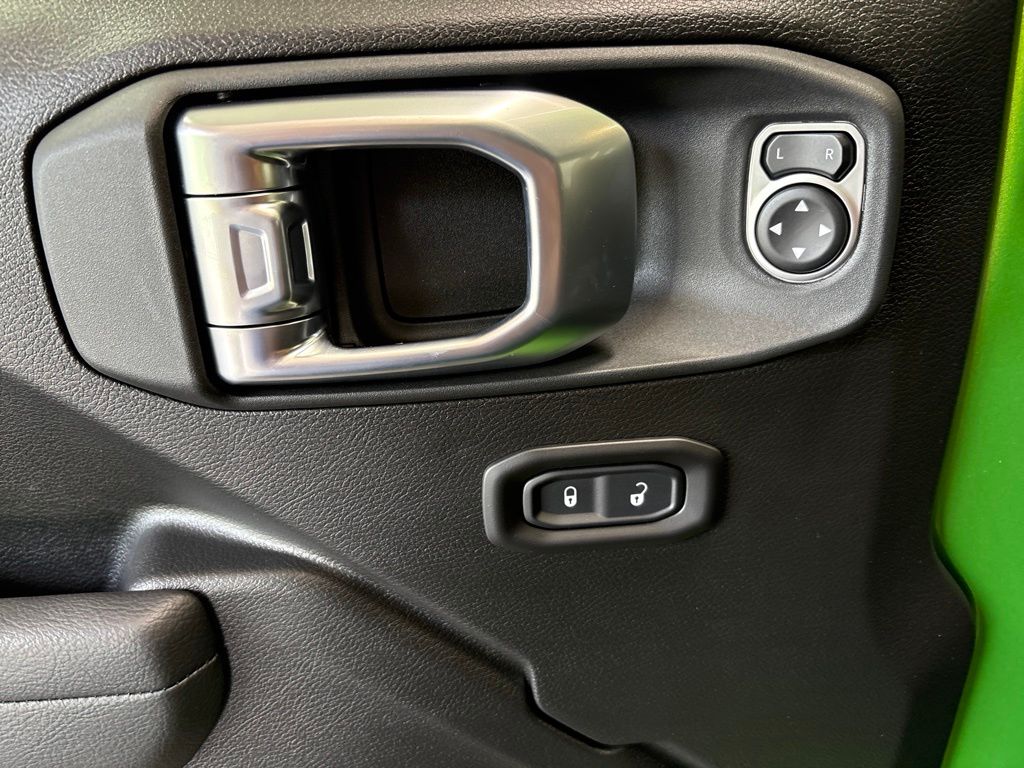 Thumbnail: 2026 Jeep Wrangler - 20