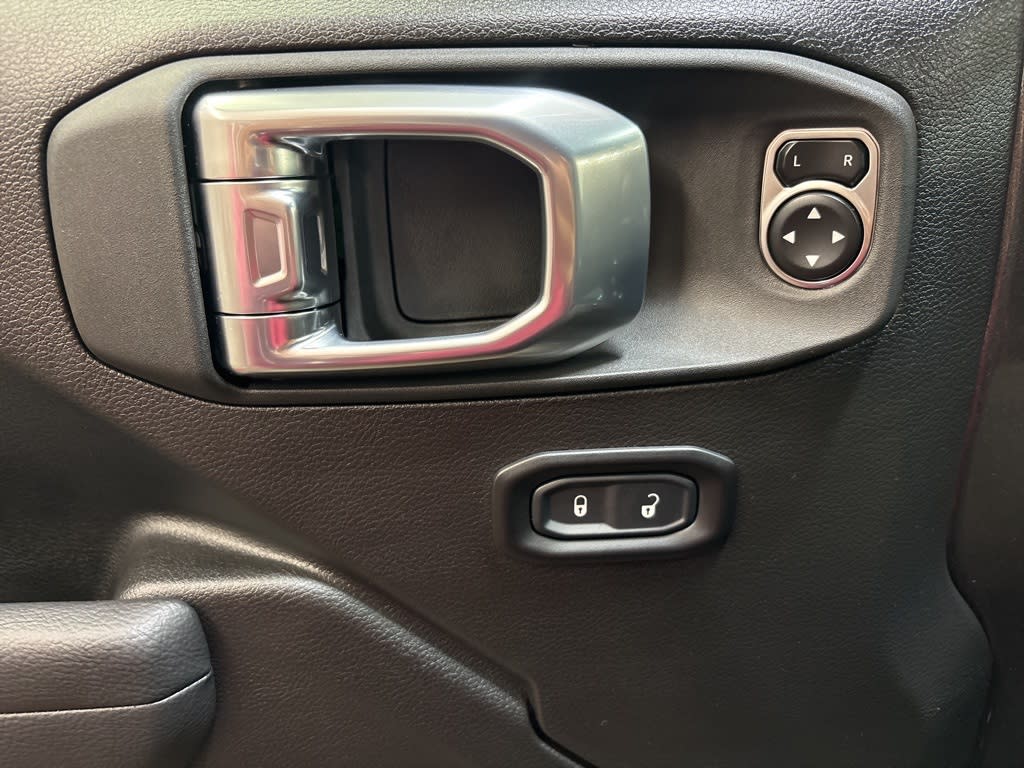 Thumbnail: 2026 Jeep Wrangler - 21