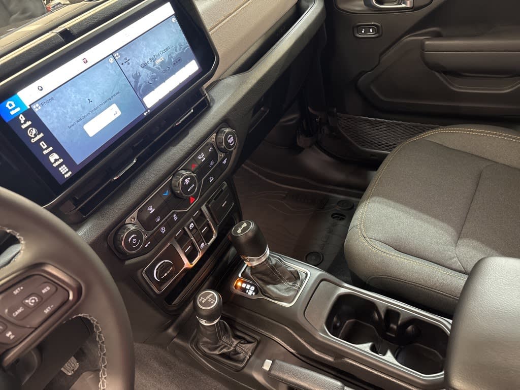 Thumbnail: 2026 Jeep Wrangler - 14