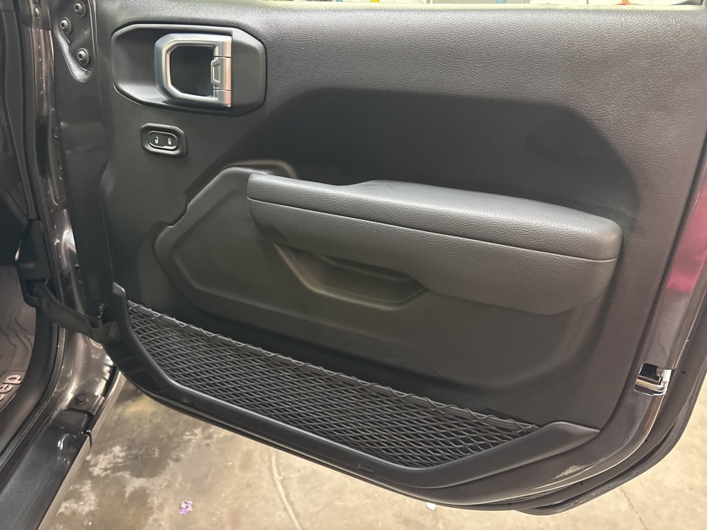 Thumbnail: 2026 Jeep Wrangler - 35