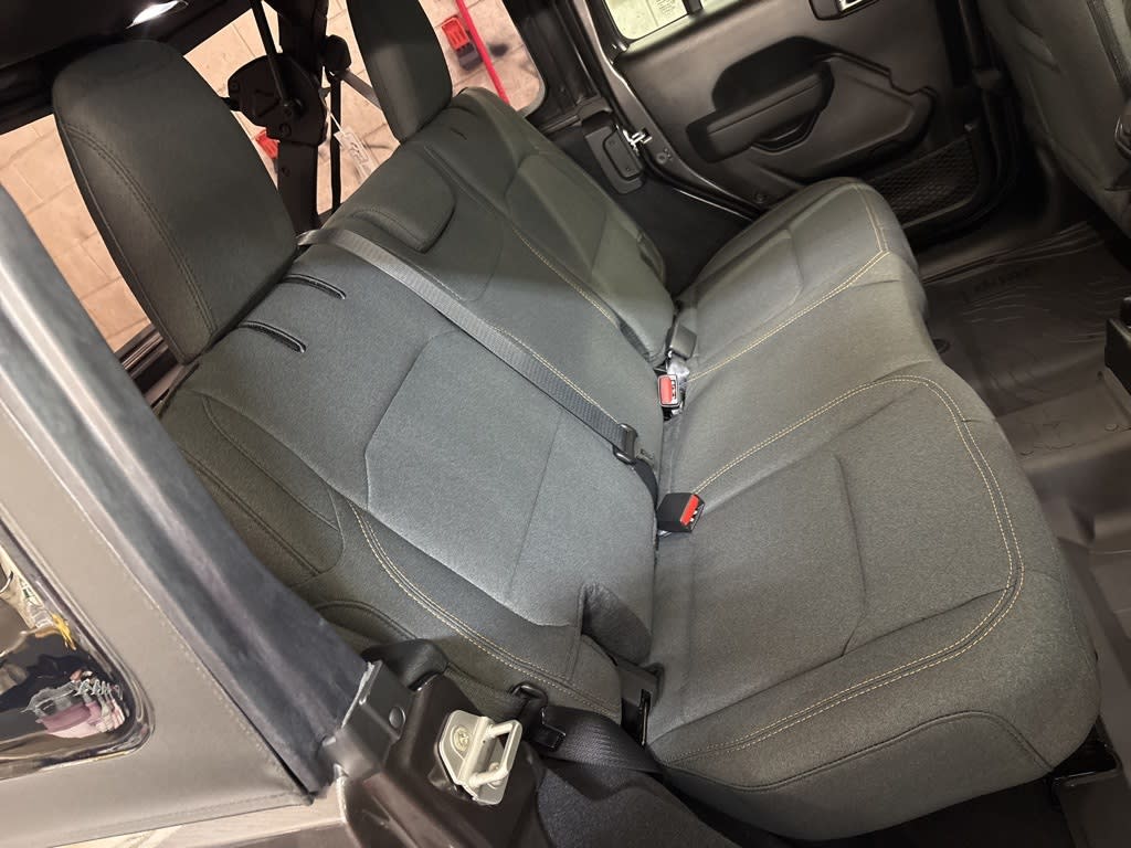 Thumbnail: 2026 Jeep Wrangler - 31