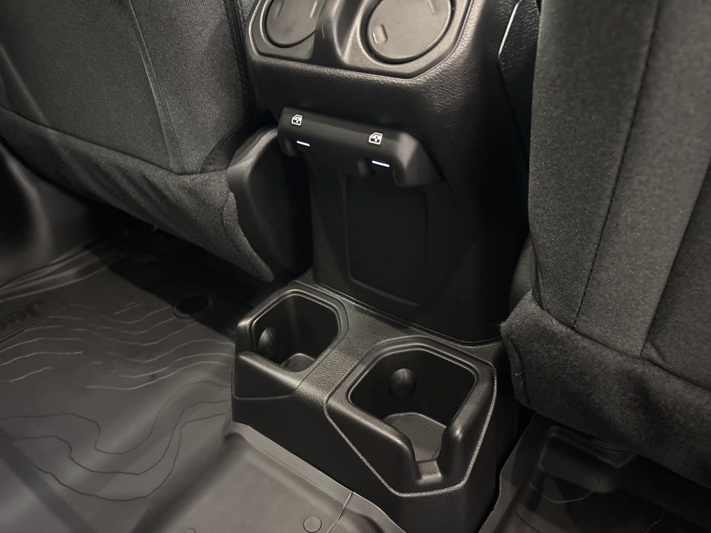 Thumbnail: 2026 Jeep Wrangler - 34