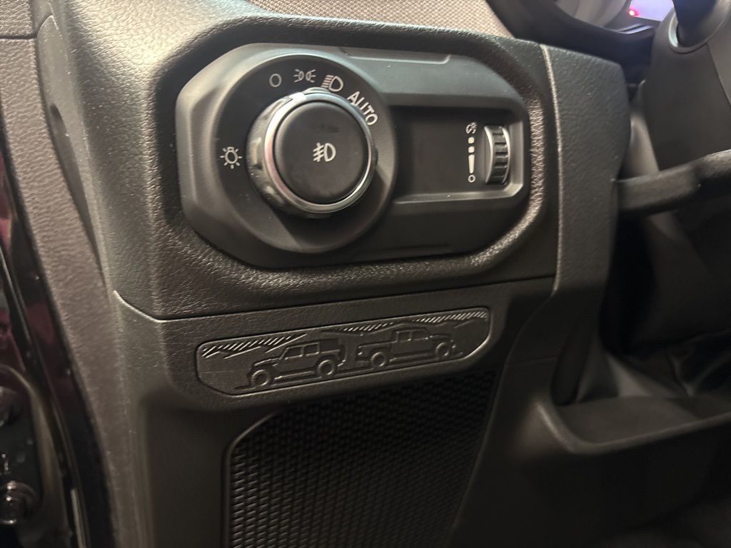 Thumbnail: 2026 Jeep Wrangler - 22