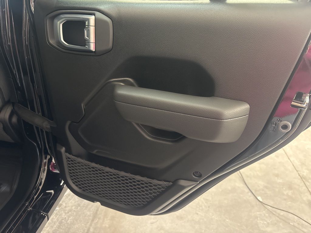 Thumbnail: 2026 Jeep Wrangler - 30