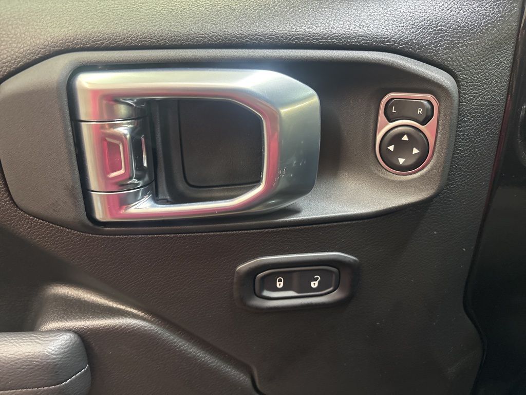 Thumbnail: 2026 Jeep Wrangler - 21