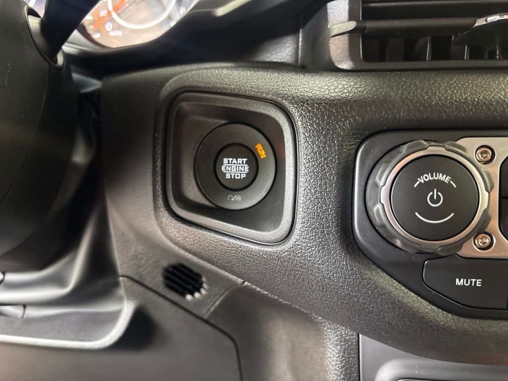 Thumbnail: 2026 Jeep Wrangler - 26