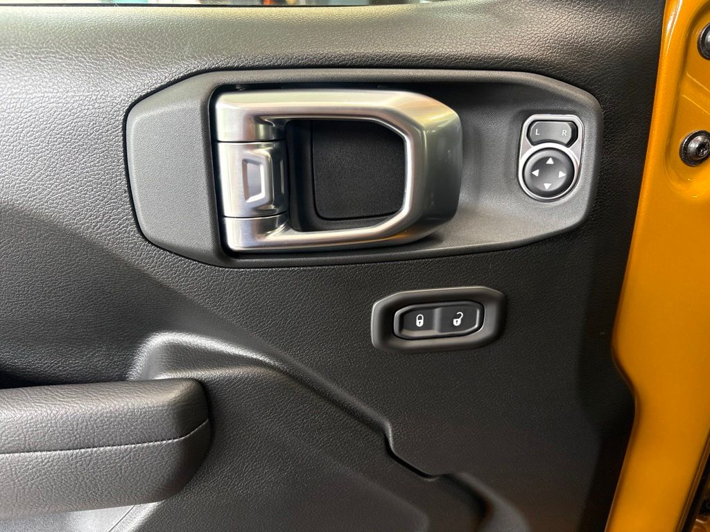 Thumbnail: 2026 Jeep Wrangler - 23