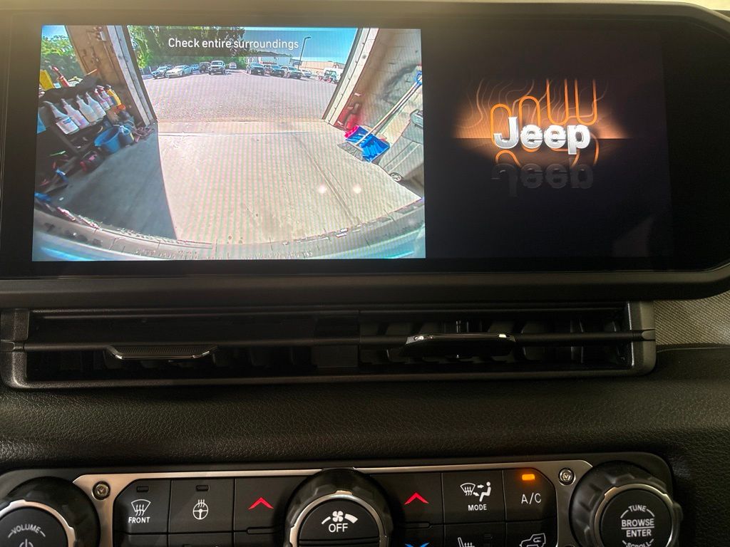 Thumbnail: 2026 Jeep Wrangler - 30