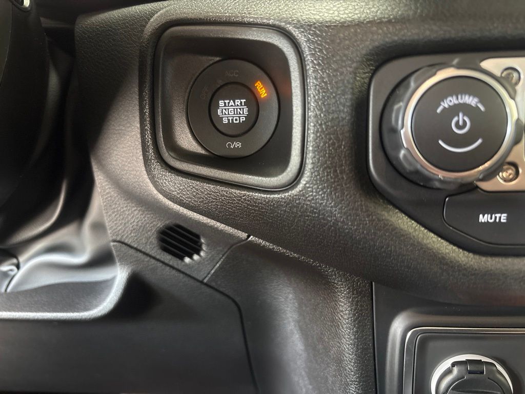 Thumbnail: 2026 Jeep Wrangler - 25