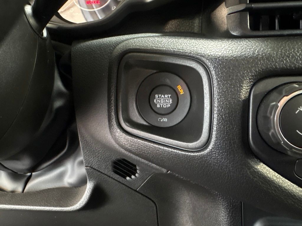 Thumbnail: 2026 Jeep Wrangler - 27