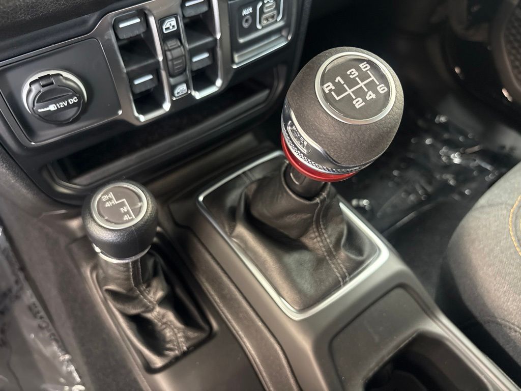 Thumbnail: 2026 Jeep Wrangler - 15