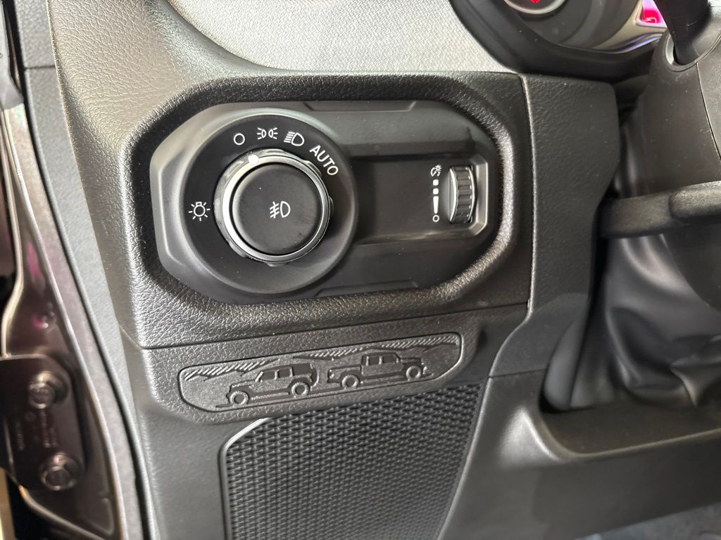 Thumbnail: 2026 Jeep Wrangler - 24