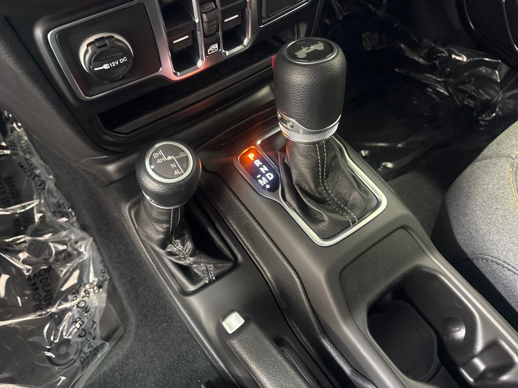 Thumbnail: 2026 Jeep Wrangler - 16