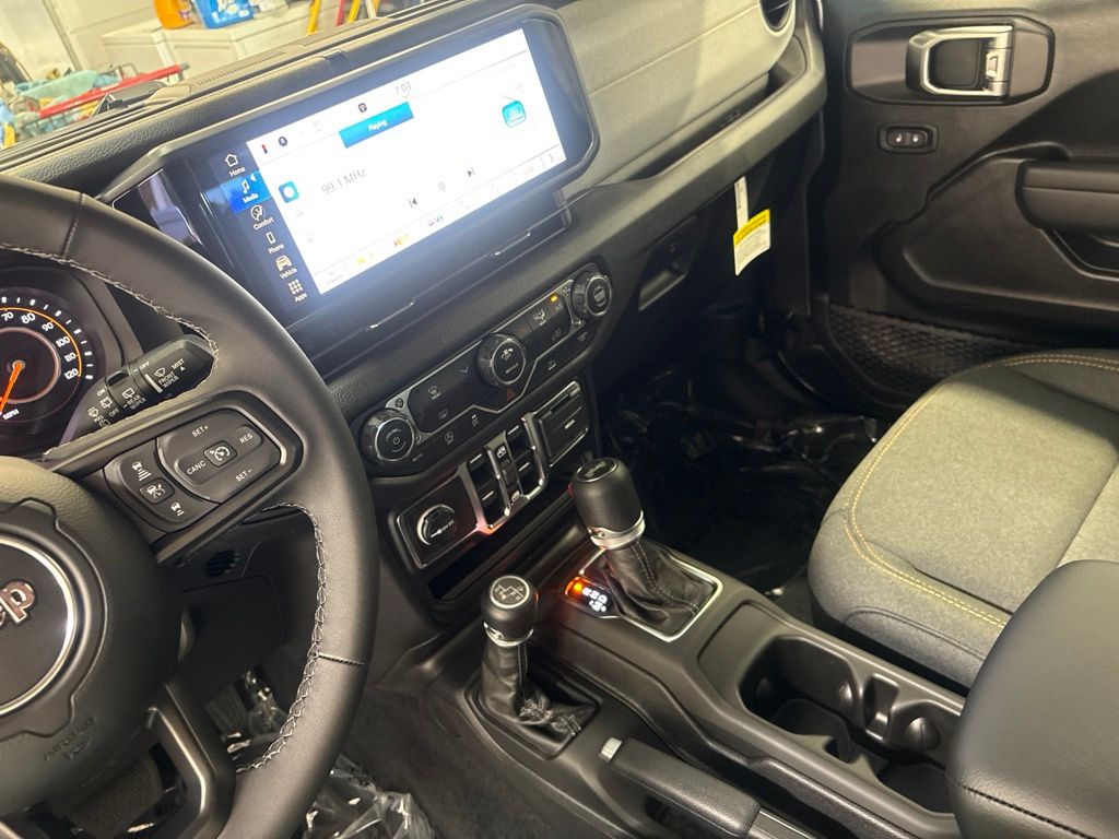 Thumbnail: 2026 Jeep Wrangler - 13