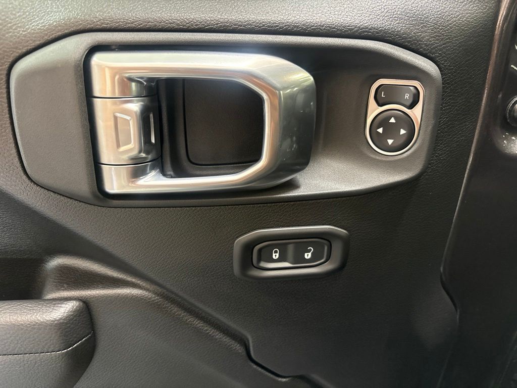 Thumbnail: 2026 Jeep Wrangler - 23