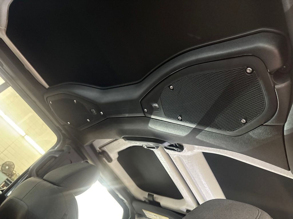 Thumbnail: 2026 Jeep Wrangler - 36