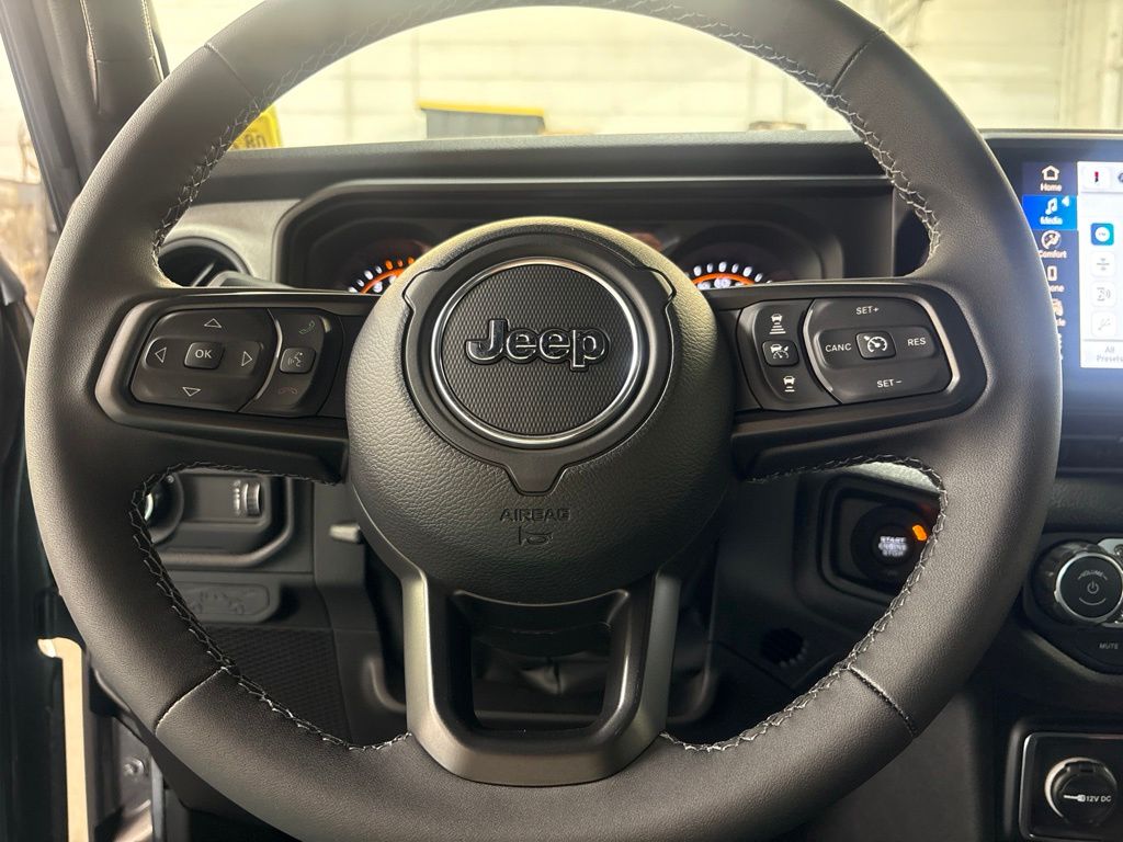 Thumbnail: 2026 Jeep Wrangler - 9