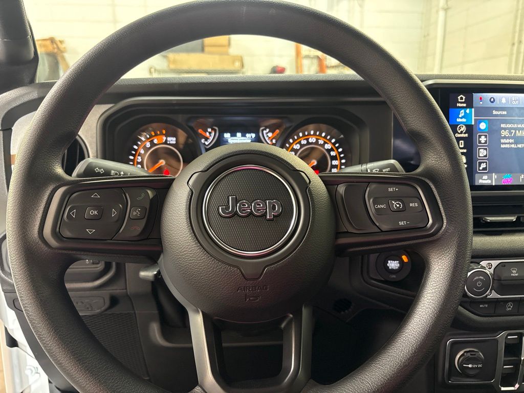 Thumbnail: 2026 Jeep Wrangler - 8