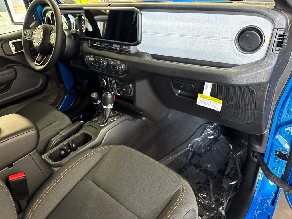 Thumbnail: 2026 Jeep Wrangler - 14