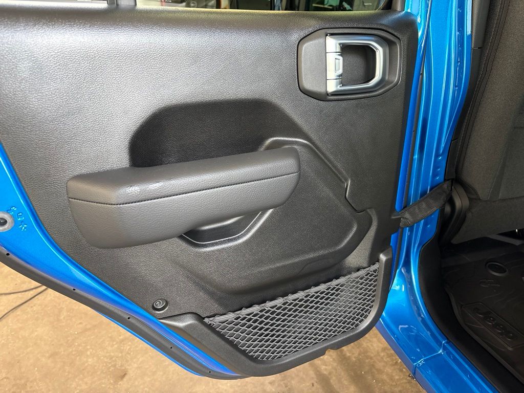 Thumbnail: 2026 Jeep Wrangler - 31