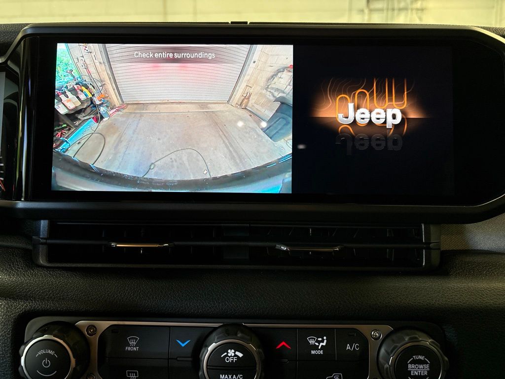 Thumbnail: 2026 Jeep Wrangler - 26