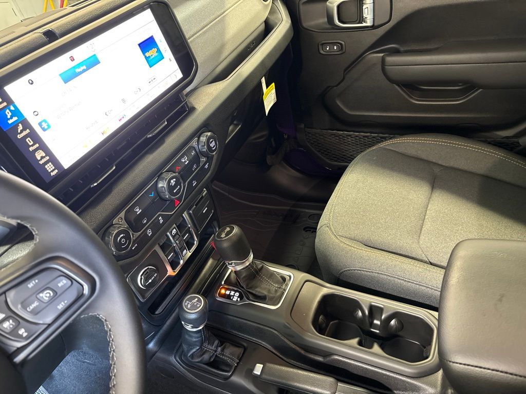 Thumbnail: 2026 Jeep Wrangler - 9