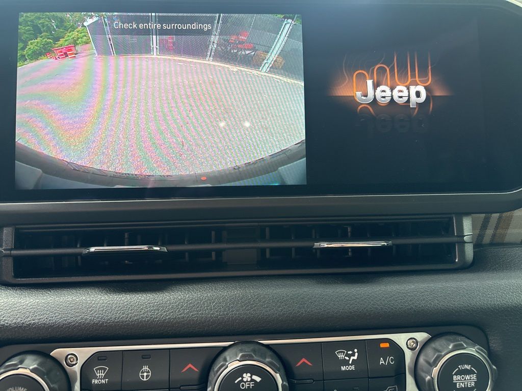 Thumbnail: 2026 Jeep Wrangler - 28