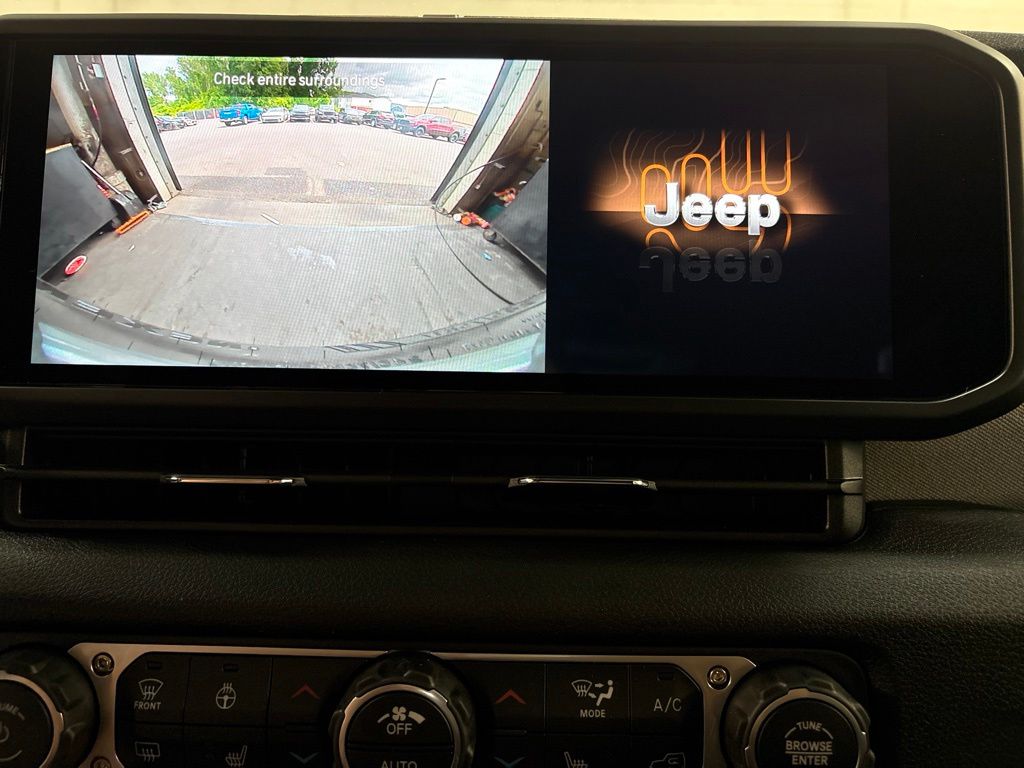 Thumbnail: 2026 Jeep Wrangler - 28