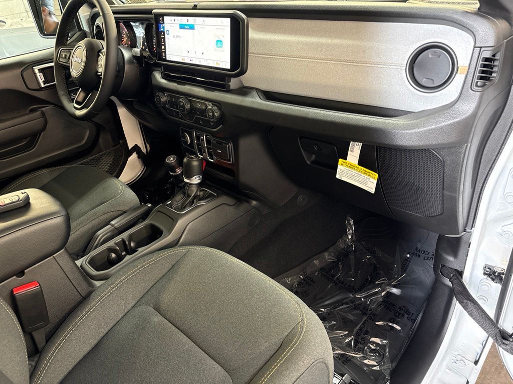 Thumbnail: 2026 Jeep Wrangler - 41