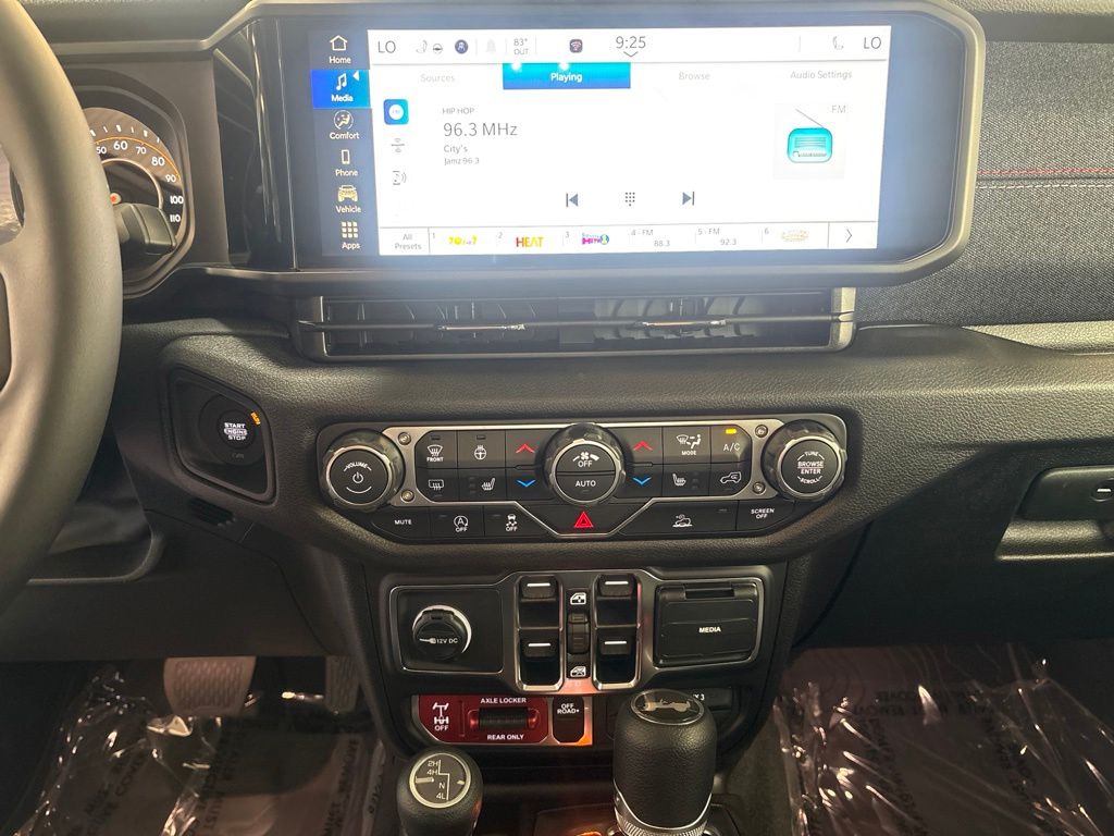Thumbnail: 2026 Jeep Wrangler - 14