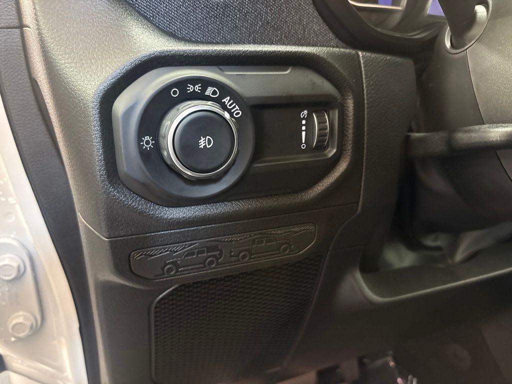 Thumbnail: 2026 Jeep Wrangler - 23