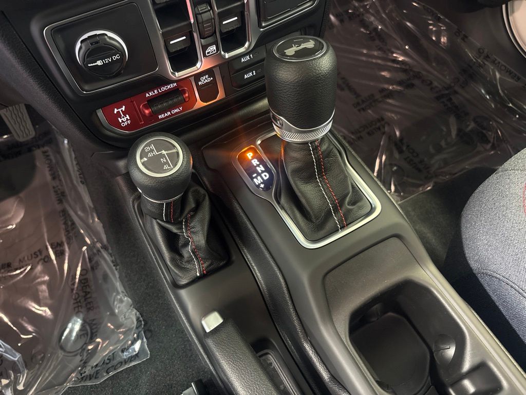 Thumbnail: 2026 Jeep Wrangler - 15