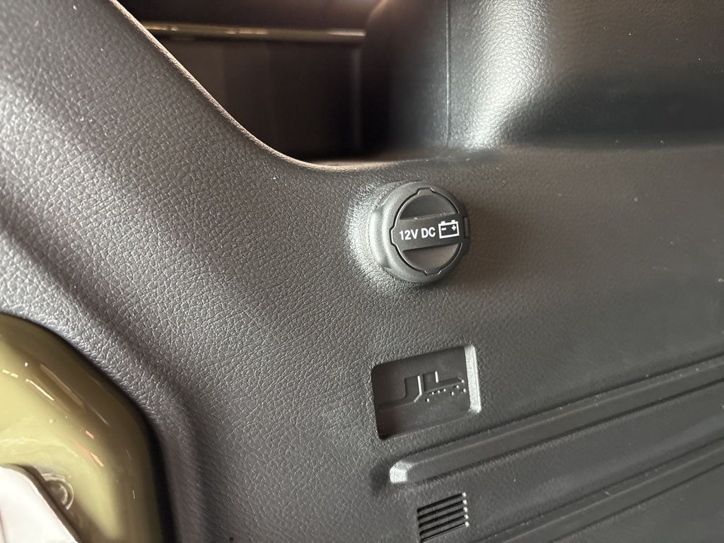 Thumbnail: 2026 Jeep Wrangler - 34