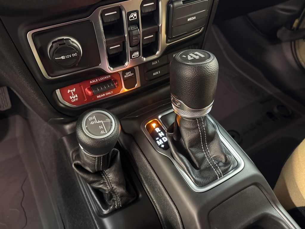 Thumbnail: 2026 Jeep Wrangler - 29