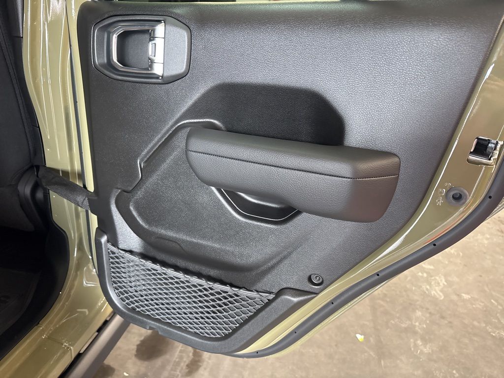 Thumbnail: 2026 Jeep Wrangler - 35