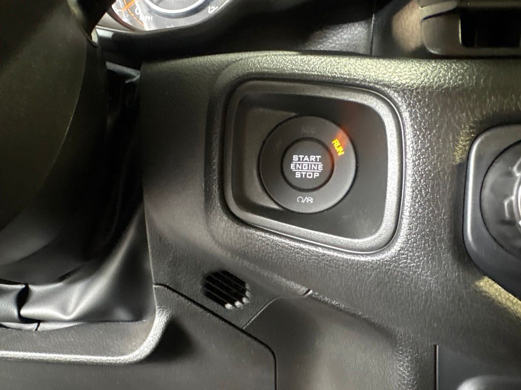 Thumbnail: 2026 Jeep Wrangler - 27