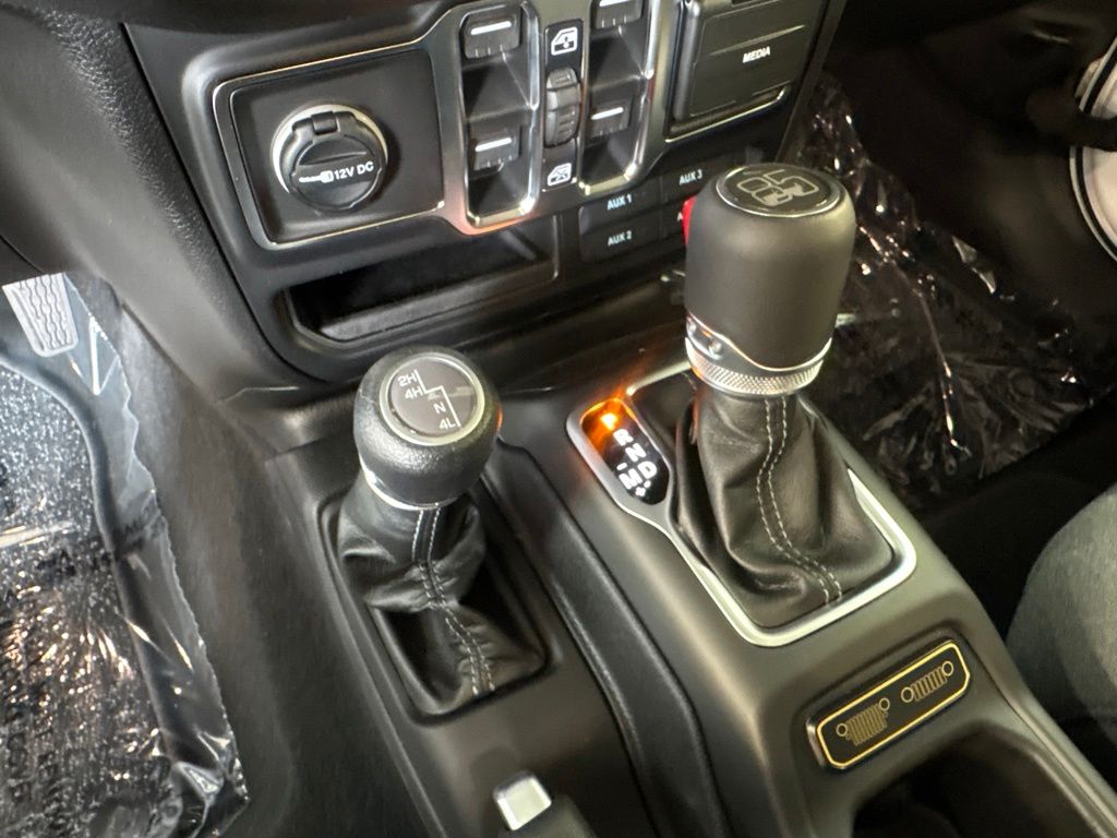 Thumbnail: 2026 Jeep Wrangler - 28