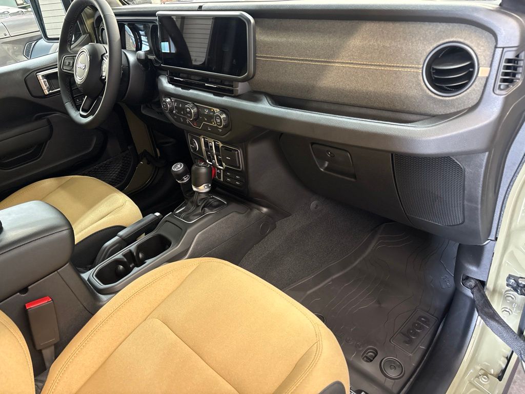 Thumbnail: 2026 Jeep Wrangler - 40
