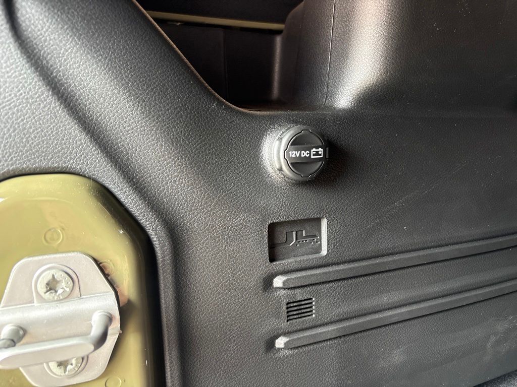 Thumbnail: 2026 Jeep Wrangler - 34