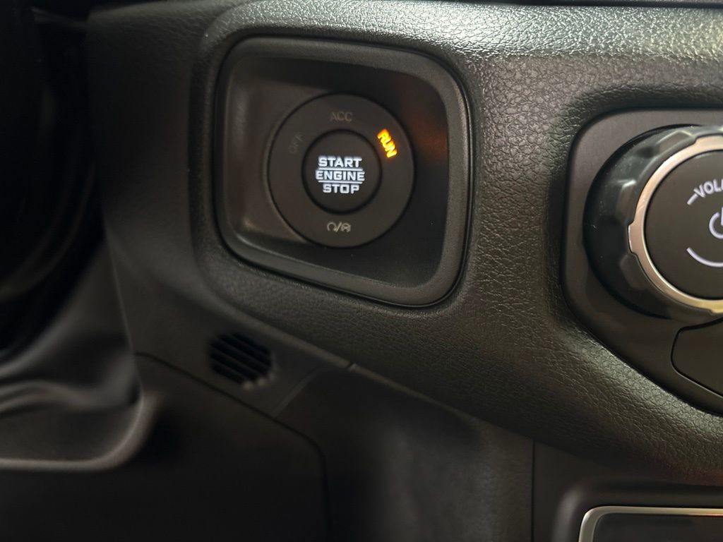 Thumbnail: 2026 Jeep Wrangler - 27