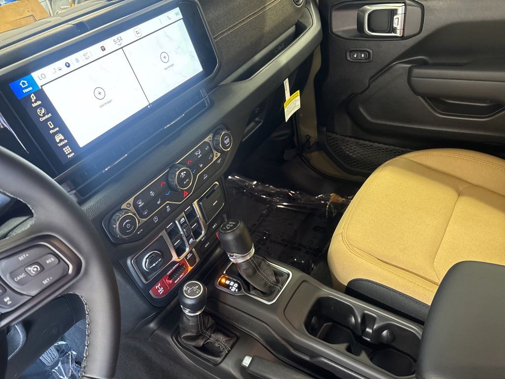 Thumbnail: 2026 Jeep Wrangler - 15
