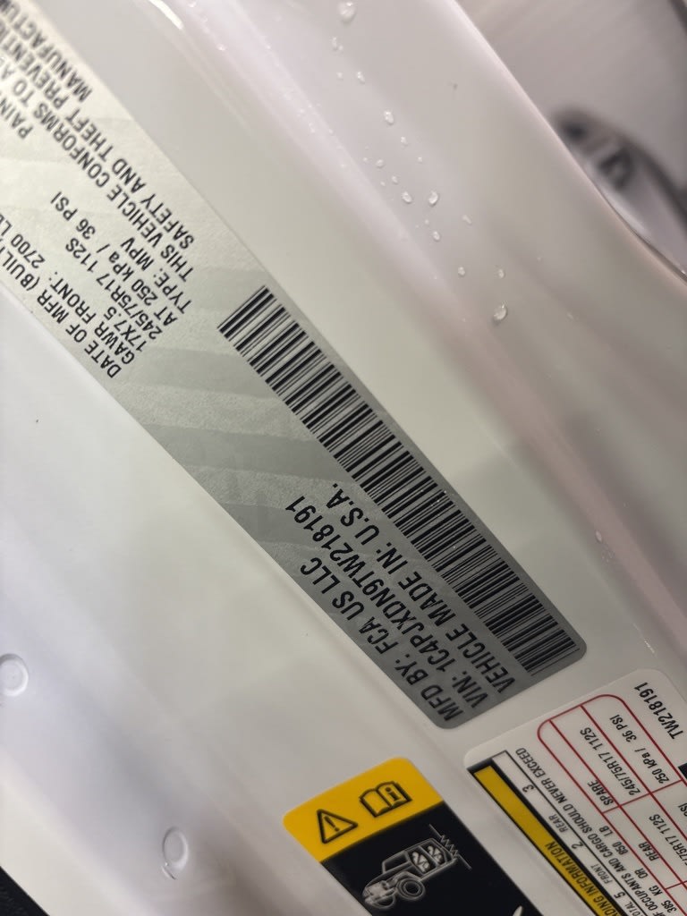 Thumbnail: 2026 Jeep Wrangler - 6