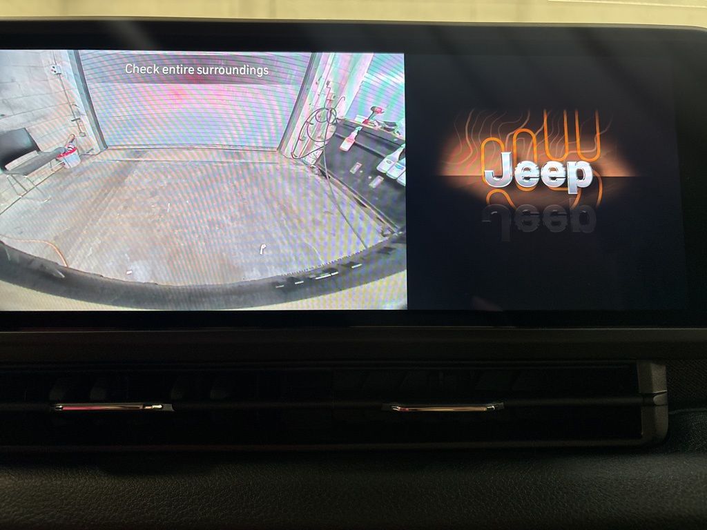 Thumbnail: 2026 Jeep Wrangler - 25