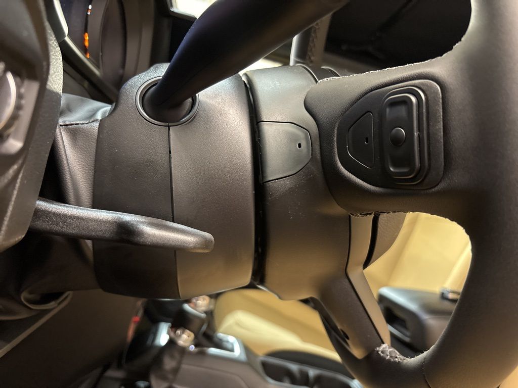 Thumbnail: 2026 Jeep Wrangler - 15