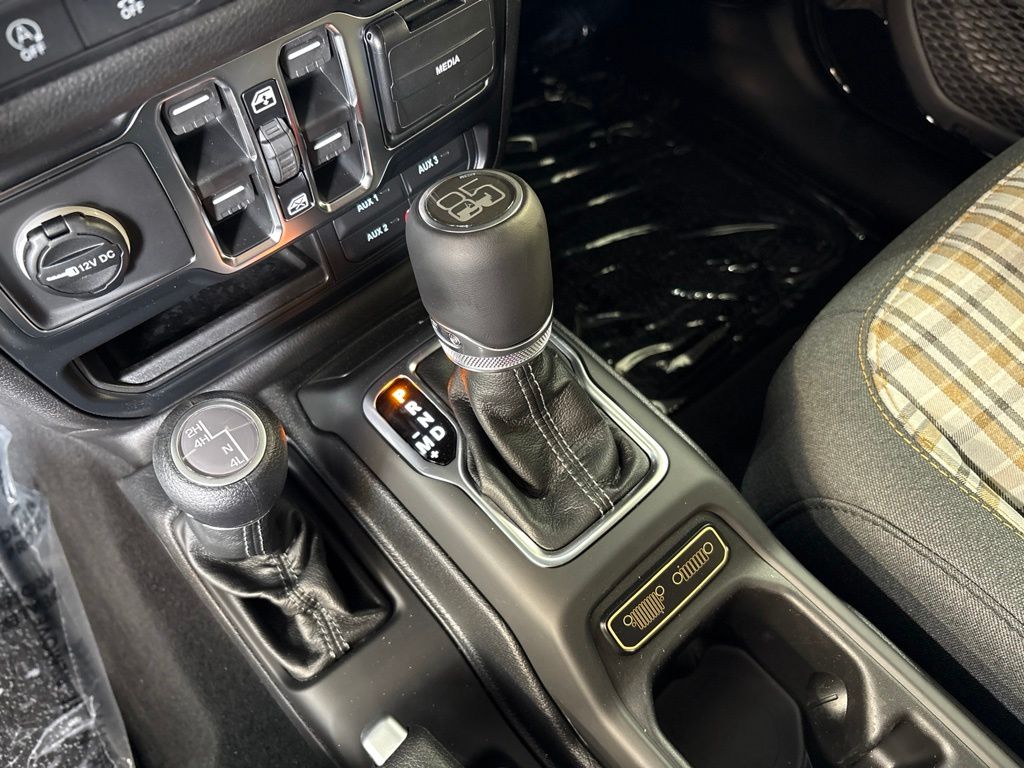 Thumbnail: 2026 Jeep Wrangler - 29